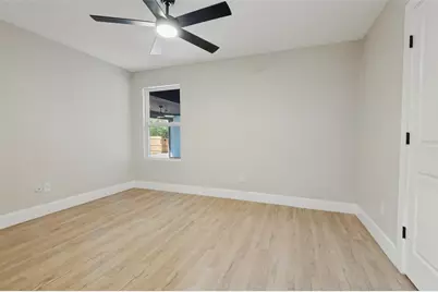 5408 Aspen Lane, Fort Worth, TX 76112 - Photo 16