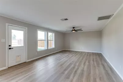 8220 Three Bars Drive, Fort Worth, TX 76179 - Photo 10