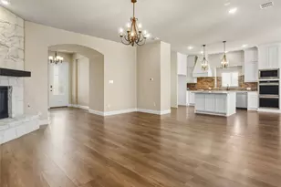 3601 Honey Suckle Ln, Little Elm, TX 75068 - Photo 6
