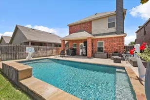 8805 Deadwood Ln, Aubrey, TX 76227 - Photo 32
