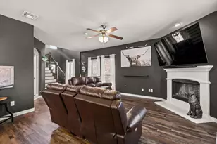 8805 Deadwood Ln, Aubrey, TX 76227 - Photo 8