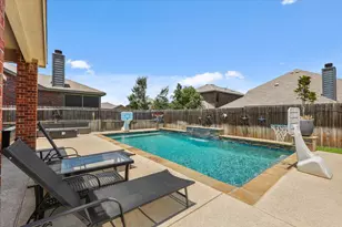 8805 Deadwood Ln, Aubrey, TX 76227 - Photo 30