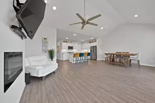10541 Big Lagoon Dr, Fort Worth, TX 76179 - Photo 16