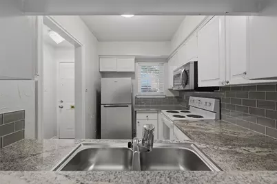 1205 Roaring Springs Road #1205, Fort Worth, TX 76114 - Photo 6
