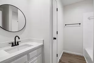 4733-4735 Berridge Ln, Dallas, TX 75227 - Photo 12