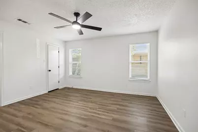 4733-4735 Berridge Lane, Dallas, TX 75227 - Photo 22