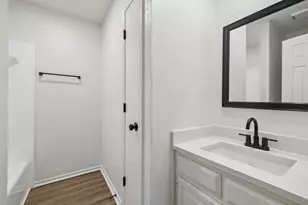 4733-4735 Berridge Ln, Dallas, TX 75227 - Photo 24