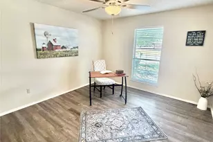 101 Diane Dr, Sanger, TX 76266 - Photo 12