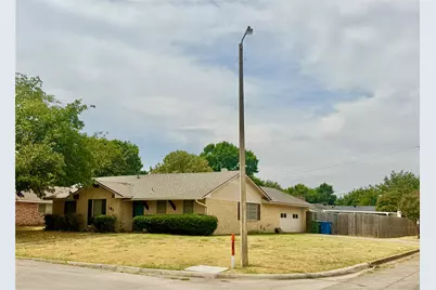 101 Diane Drive, Sanger, TX 76266 - Photo 2