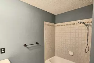 5061 Pemberton Ln, The Colony, TX 75056 - Photo 10
