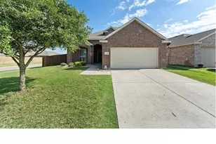 1701 Twin Hills Way, Princeton, TX 75407 - Photo 2