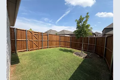 1037 Western Hills Drive, Crowley, TX 76036 - Photo 32