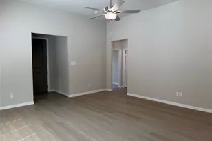 1037 Western Hls Dr, Crowley, TX 76036 - Photo 4