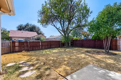 1012 Bellflower Drive, Carrollton, TX 75007 - Photo 26