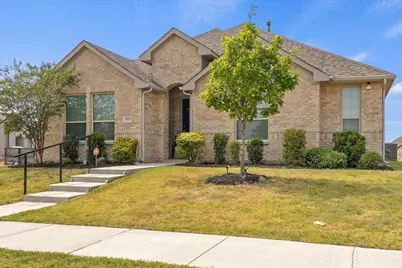 1505 Hermes Lane, Lancaster, TX 75134 - Photo 4