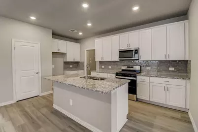 3907 Marble Falls Drive, Farmersville, TX 75442 - Photo 2