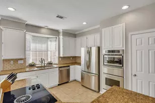 2655 Garden Ridge Ln, Arlington, TX 76006 - Photo 14