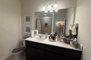 925 Meadow Scape Dr, Fort Worth, TX 76028 - Photo 10