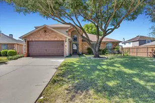 4600 Valleyview Dr, Mansfield, TX 76063 - Photo 1