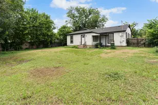512 Cedar Dr, Garland, TX 75040 - Photo 16