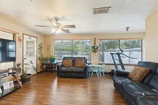 6051 Black Oak Ln, Fort Worth, TX 76114 - Photo 4