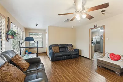 6051 Black Oak Lane, Fort Worth, TX 76114 - Photo 12