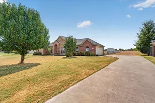 10418 Fireside Ln, Forney, TX 75126 - Photo 2