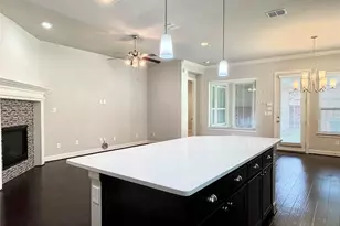 1005 Moonstone St, Carrollton, TX 75007 - Photo 8