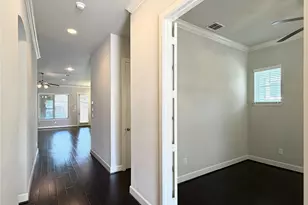 1005 Moonstone St, Carrollton, TX 75007 - Photo 2