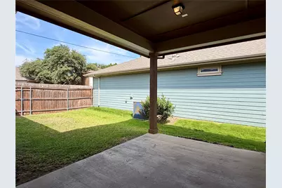1005 Moonstone Street, Carrollton, TX 75007 - Photo 22