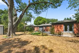 5412 Palmer Dr, Haltom City, TX 76117 - Photo 32