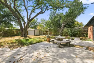 5412 Palmer Dr, Haltom City, TX 76117 - Photo 28