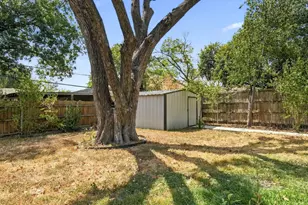 5412 Palmer Dr, Haltom City, TX 76117 - Photo 34