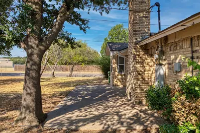 1000 Springdale Road, Bedford, TX 76021 - Photo 32