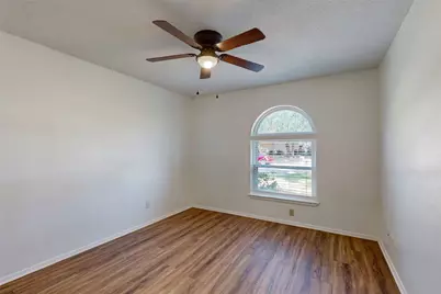 1000 Springdale Road, Bedford, TX 76021 - Photo 20