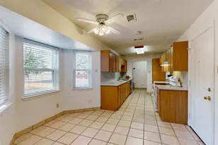1000 Springdale Rd, Bedford, TX 76021 - Photo 10