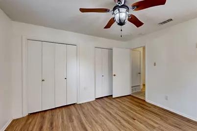 1000 Springdale Road, Bedford, TX 76021 - Photo 16