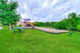 419 Aylesbury Dr, Roanoke, TX 76262 - Photo 40