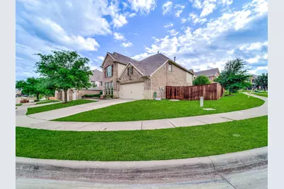 419 Aylesbury Drive, Roanoke, TX 76262 - Photo 2