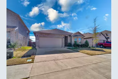 15816 Farringdon Street, Fort Worth, TX 76247 - Photo 2