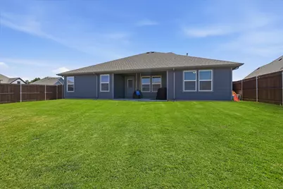 4028 Cornerstone Circle, Granbury, TX 76048 - Photo 38