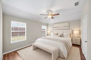 717 Creekside Dr, Little Elm, TX 75068 - Photo 16
