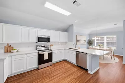 717 Creekside Drive, Little Elm, TX 75068 - Photo 10