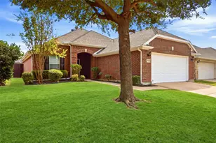 717 Creekside Dr, Little Elm, TX 75068 - Photo 1