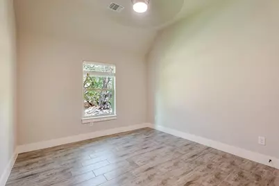 4011 Ponca Drive, Granbury, TX 76048 - Photo 16