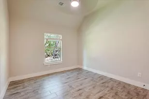 4011 Ponca Dr, Granbury, TX 76048 - Photo 16