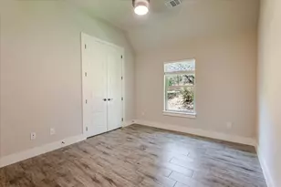 4011 Ponca Dr, Granbury, TX 76048 - Photo 14