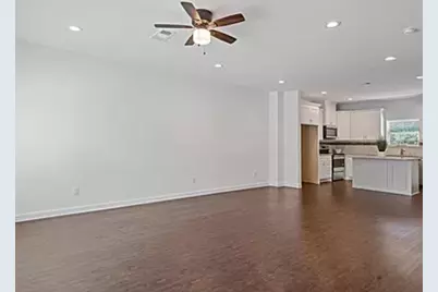 4703 Columbia Avenue #104, Dallas, TX 75226 - Photo 2