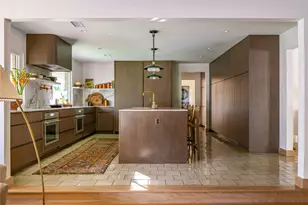 906 Leatrice Dr, Dallas, TX 75208 - Photo 10