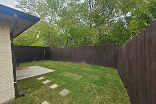 3208 Poplar Springs Ln, Dallas, TX 75227 - Photo 18